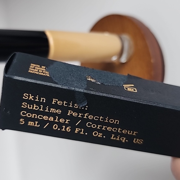 Pat McGrath Skin Fetish Sublime Perfection Concealer - LM14 - Picture 8 of 9